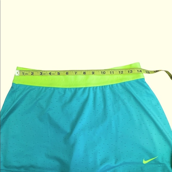 Nike Dri Fit Turquoise Tennis Skirt built in Shorts size Medium - Picture 4 of 8